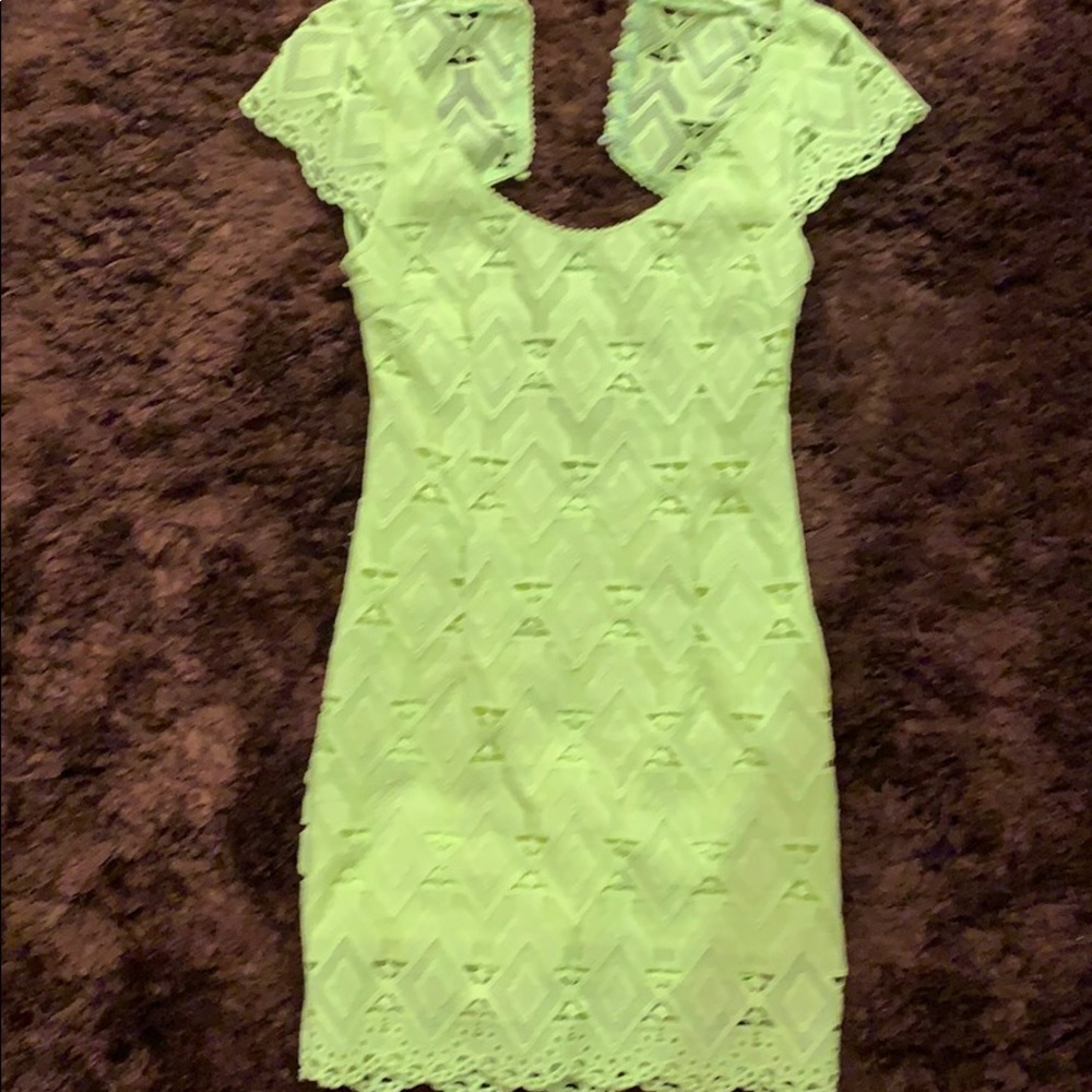 Mini dress lime color. Cutest ever!